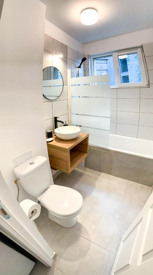 Luterana Studio Apartment Бухарест Екстер'єр фото