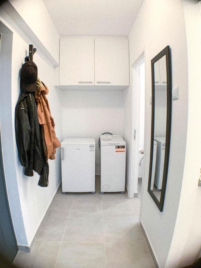 Luterana Studio Apartment Бухарест Екстер'єр фото