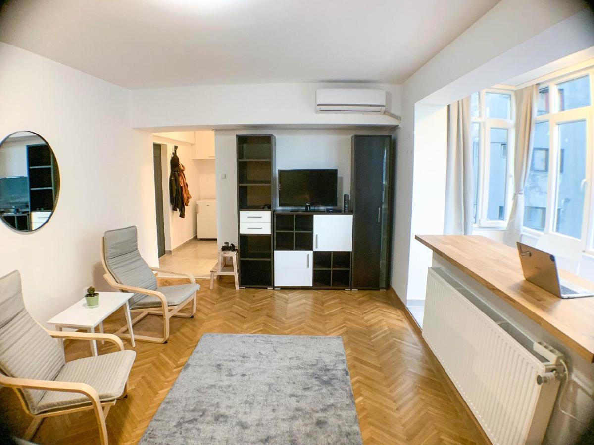 Luterana Studio Apartment Бухарест Екстер'єр фото