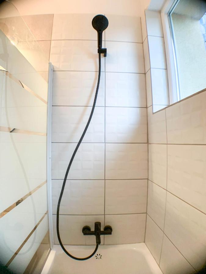 Luterana Studio Apartment Бухарест Екстер'єр фото