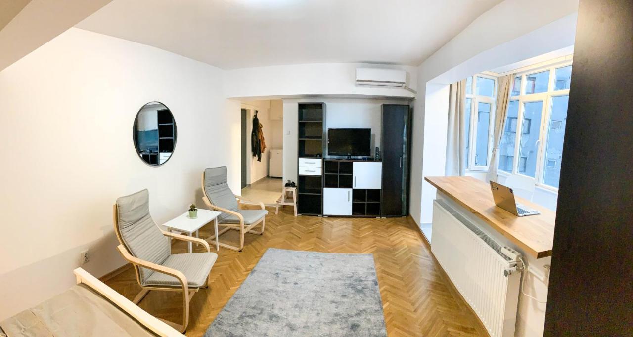 Luterana Studio Apartment Бухарест Екстер'єр фото